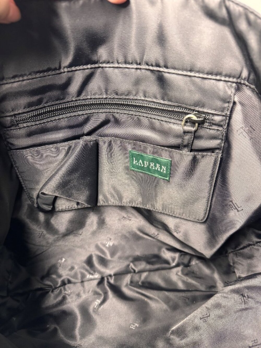 NWT Lauren Ralph Lauren Black Nylon Tote Bag Embroidered Logo Pockets Travel - Picture 3 of 9